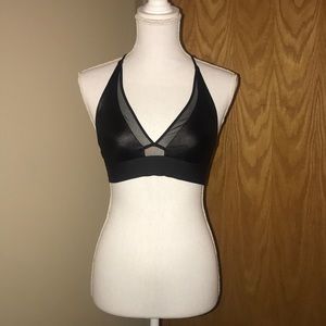 Black Victoria Sport Mesh Sports Bra